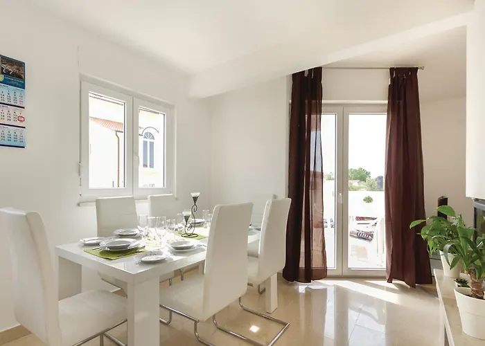 Villa Patricia Βίλα *